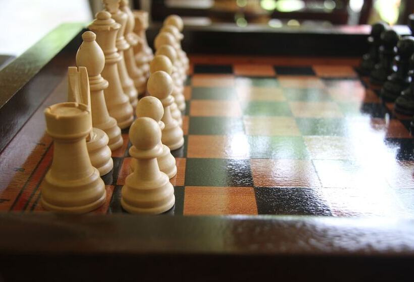 فندق Athulya Villas