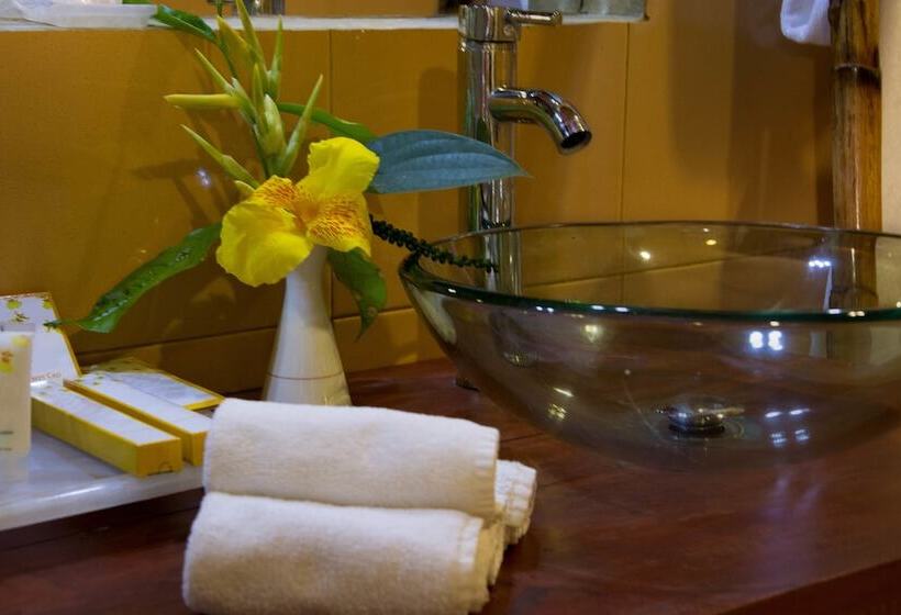 فندق Athulya Villas