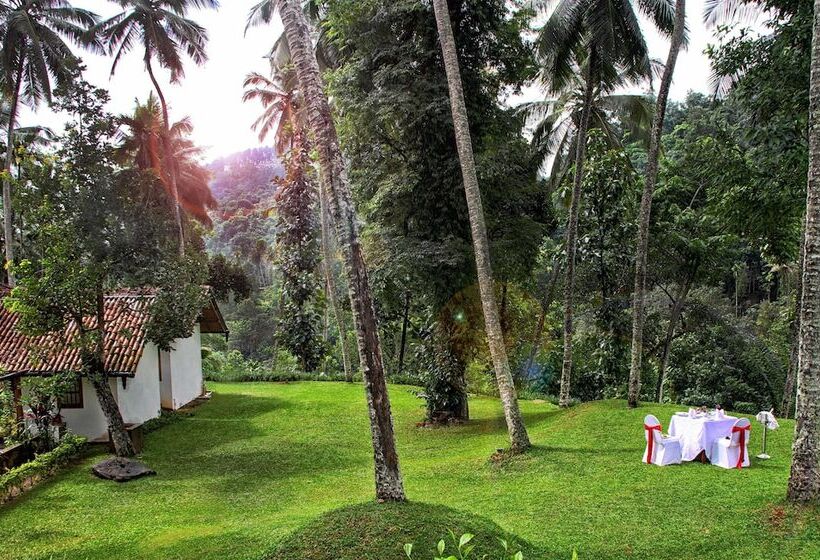 فندق Athulya Villas