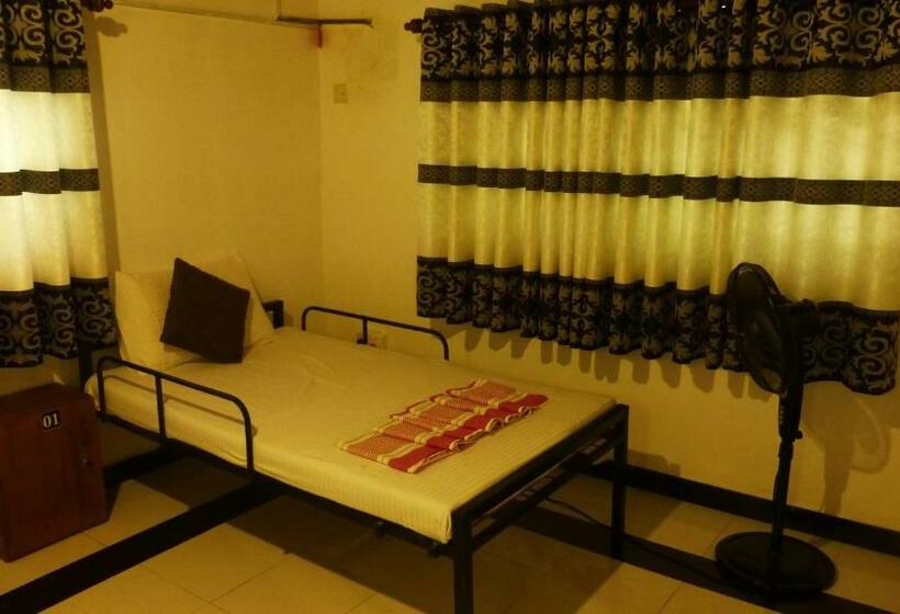 Hotel Bed & Bicycle Hostel Dambulla
