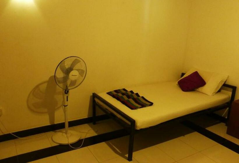 Hotel Bed & Bicycle Hostel Dambulla