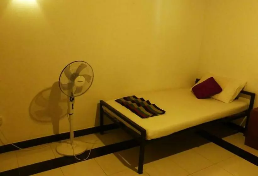 Hotel Bed & Bicycle Hostel Dambulla