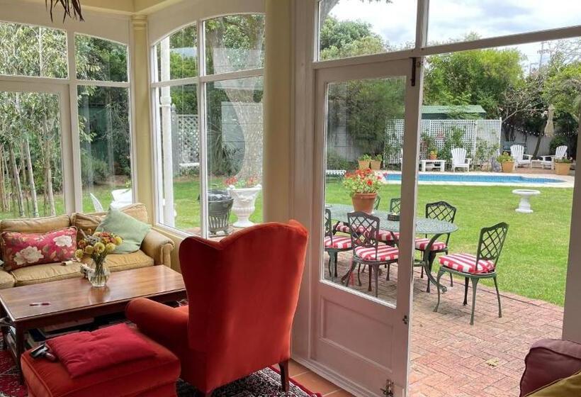 Hotel Brooklands House