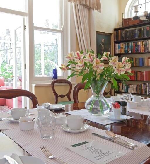 Hotel Brooklands House