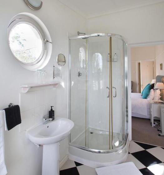 Hotel Brooklands House