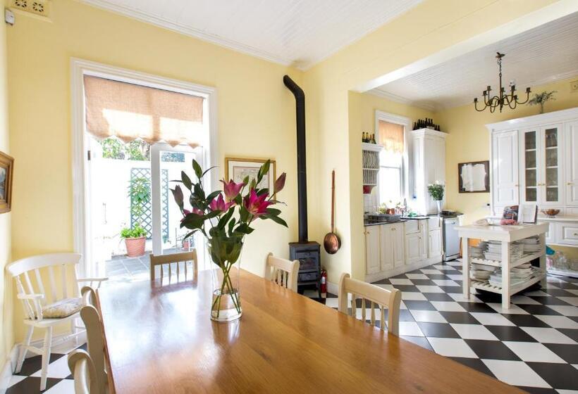 Hotel Brooklands House