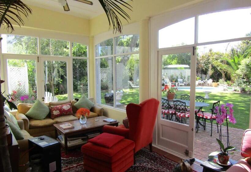 Hotel Brooklands House