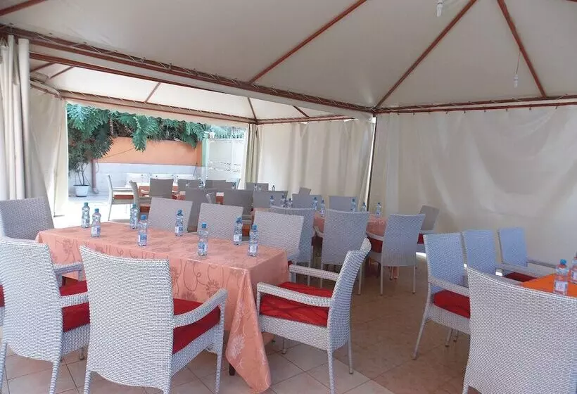 هتل Hanan Guest House