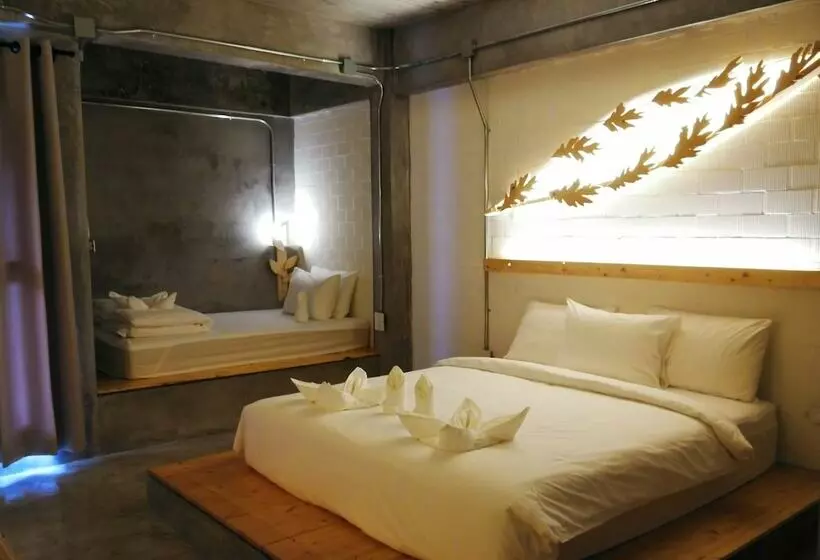 ホテル Hink Poshtel Phangnga