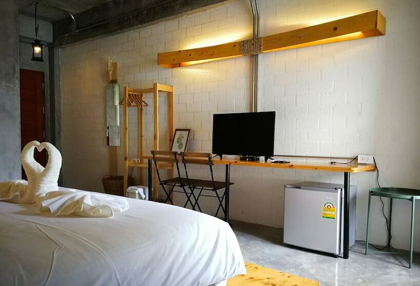 Szálloda Hink Poshtel Phangnga