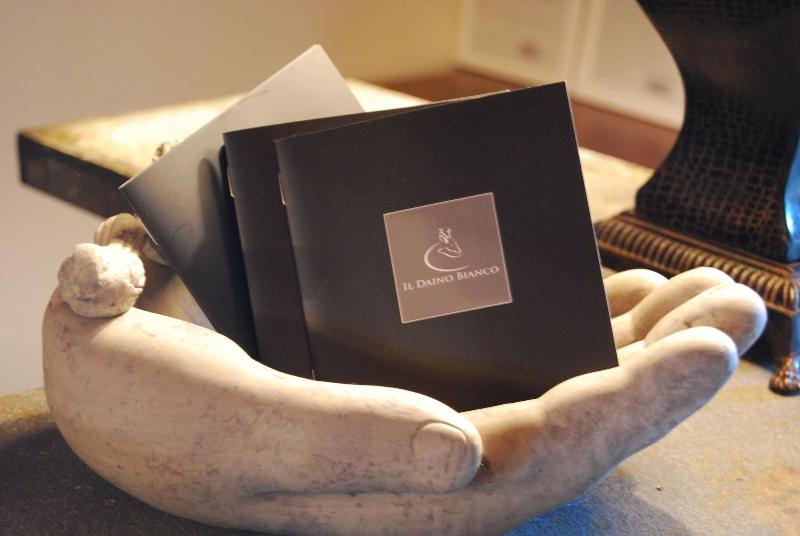 فندق Il Daino Bianco Country