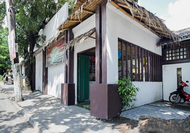 Отель Poleng Villa