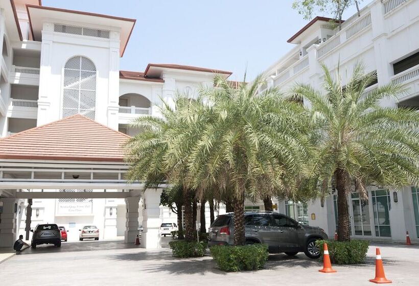 Hotel Profolio Straits Quay