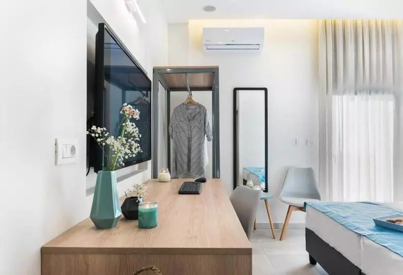 Hotelli Santorini Main Square