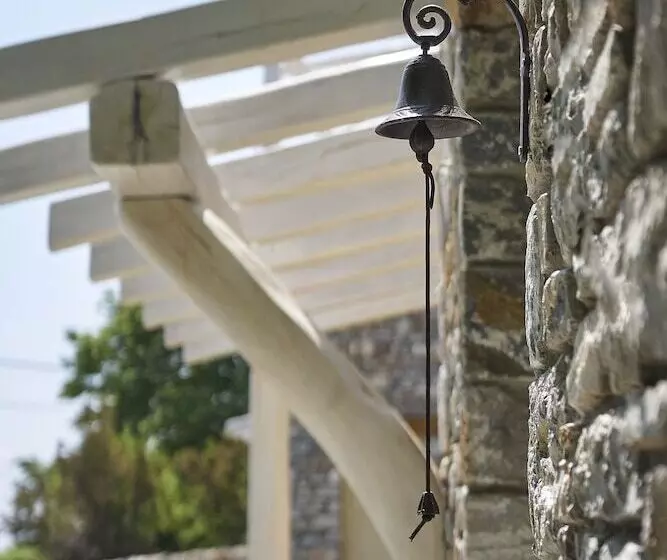 Hotelli Sunrise Pelion Villas Tsagkarada