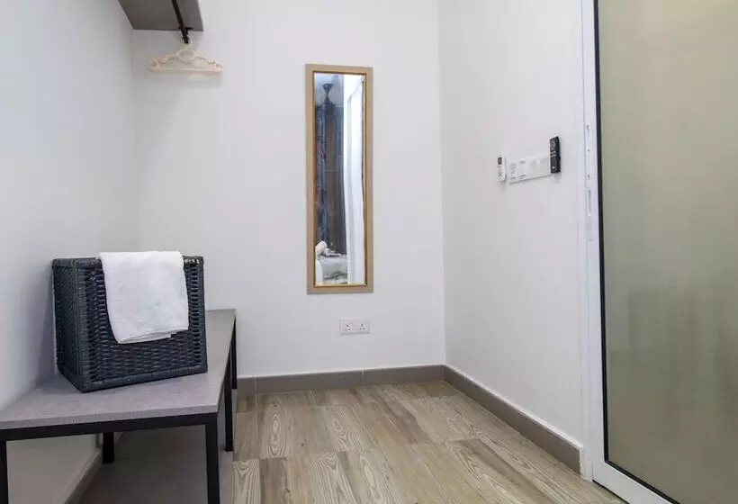 Hotelli The Octagon Ipoh By Plush