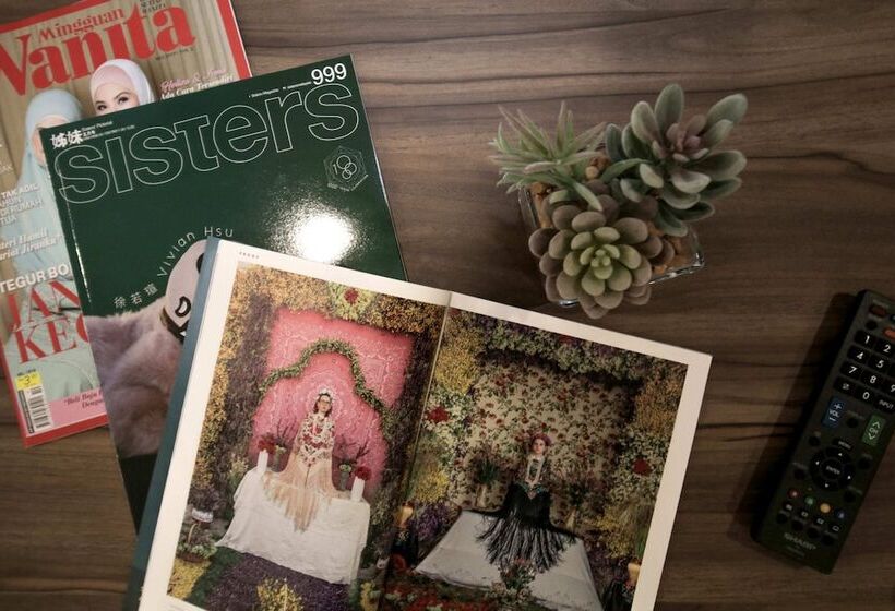 Hotel The Octagon Ipoh By Plush