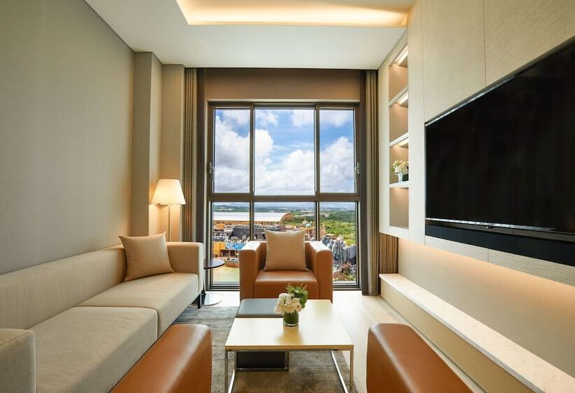 Shinhwa Jeju Shinhwa World Hotel & Resorts