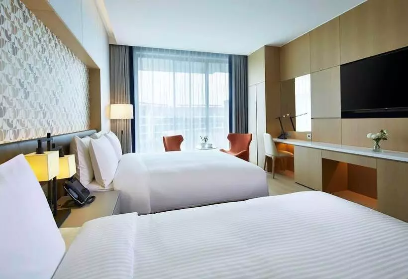 Shinhwa Jeju Shinhwa World Hotel & Resorts