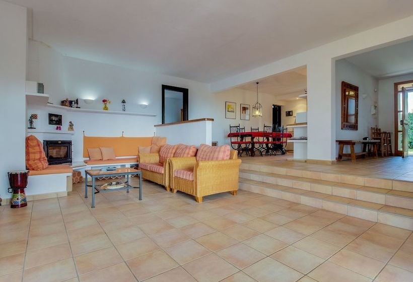 Cozy Cottage In Porto Cristo Novo With Swimming Pool