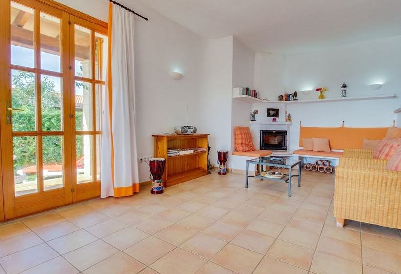 Cozy Cottage In Porto Cristo Novo With Swimming Pool