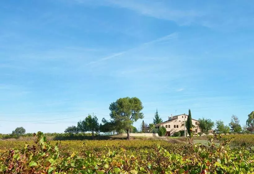 Cozy Cottage In Subirats With Swimming Pool