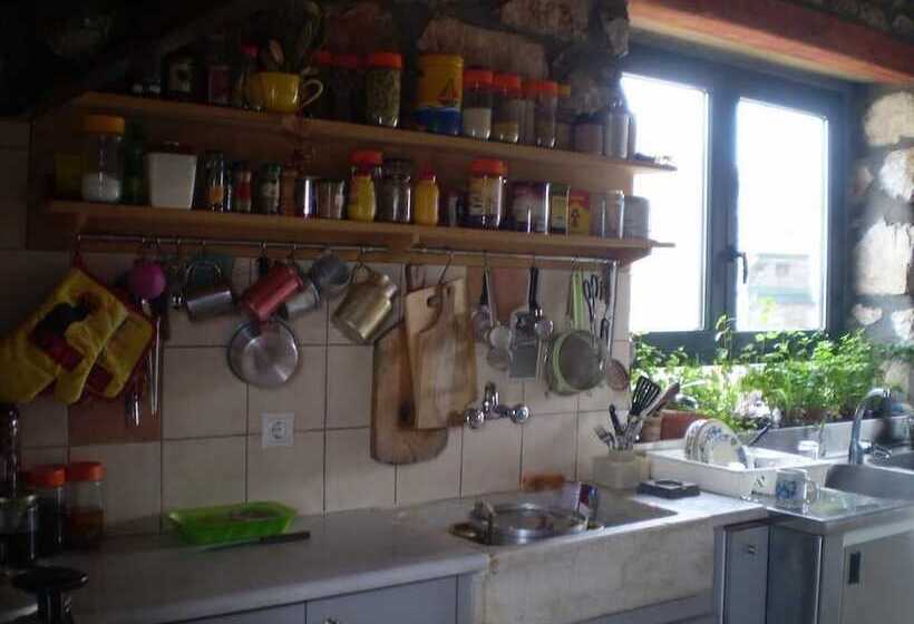 Отель Arachovitika Kalivia