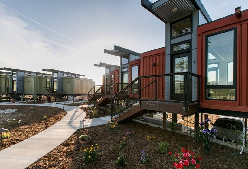 בית מלון כפרי Geneseo Inn