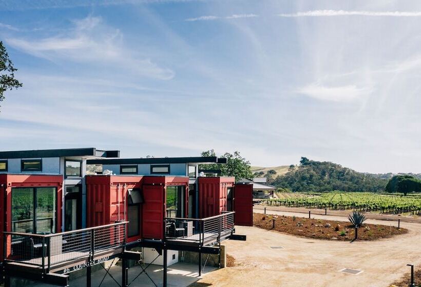 בית מלון כפרי Geneseo Inn