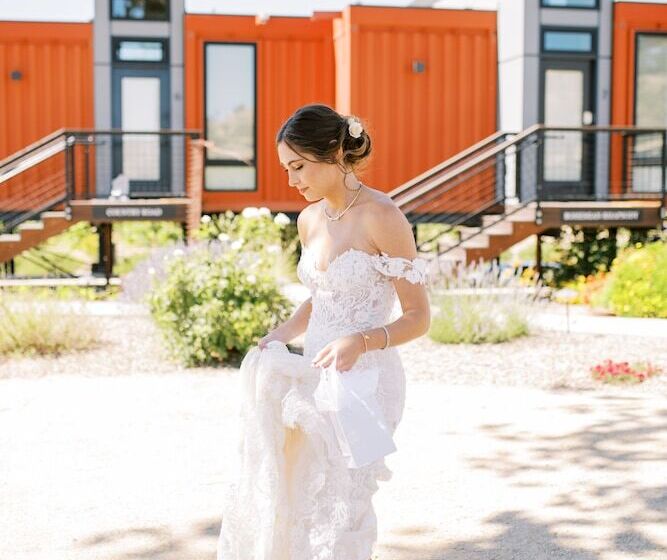 בית מלון כפרי Geneseo Inn