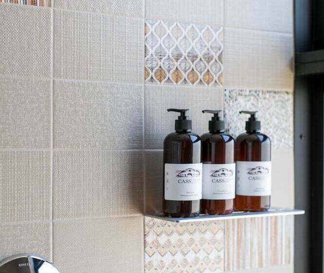 בית מלון כפרי Geneseo Inn