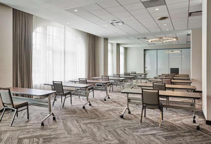 فندق Hyatt Place Chicago Medical/university District