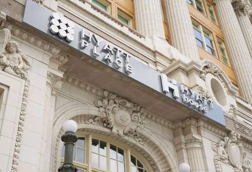 هتل Hyatt Place Chicago Medical/university District