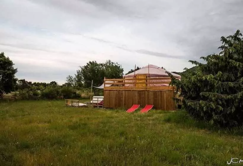 Hotelli Le Mas Cabanids