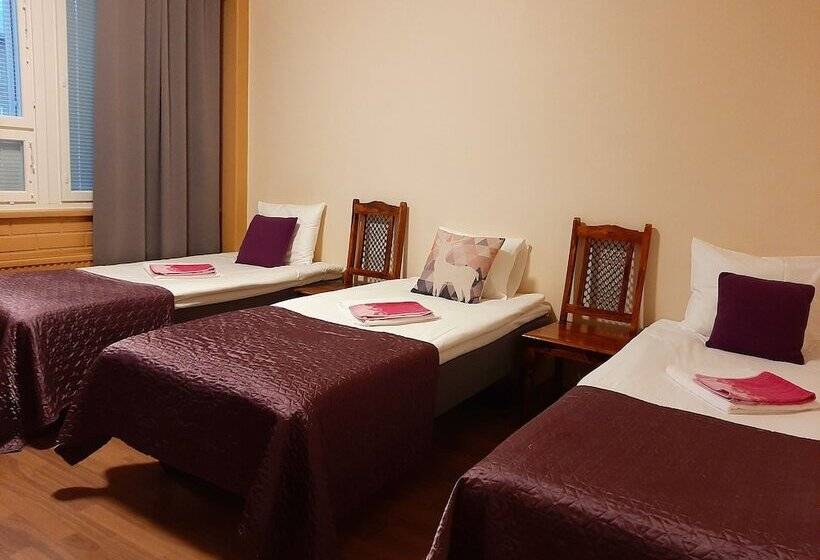 בית מלון כפרי Li Kaatrahovi