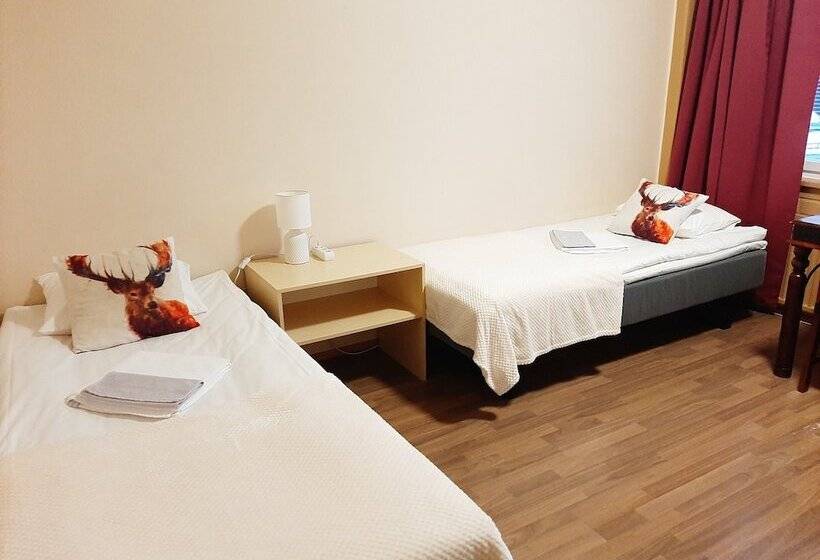 בית מלון כפרי Li Kaatrahovi