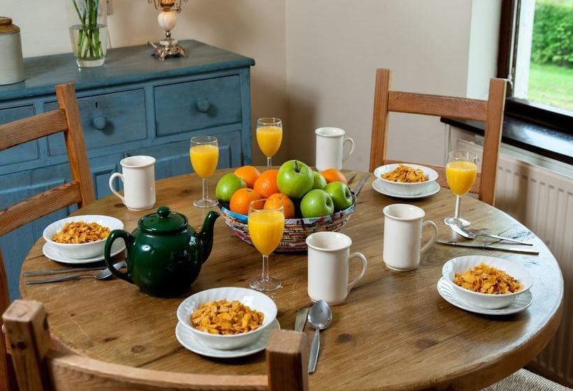 Luxury Cottage In Brecon With Garden