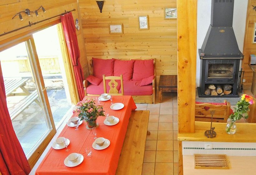 New And Modern Chalet Just 350 M From The Ski Lifts