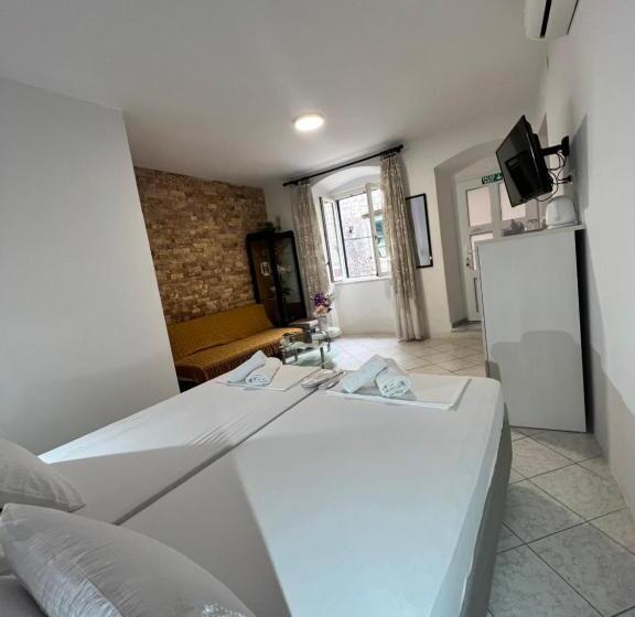 펜션 Residence Bella