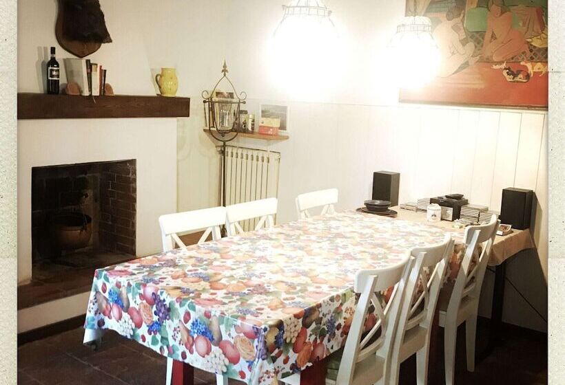 Traditional Tuscan Farmhouse In Lucca With Private Pool