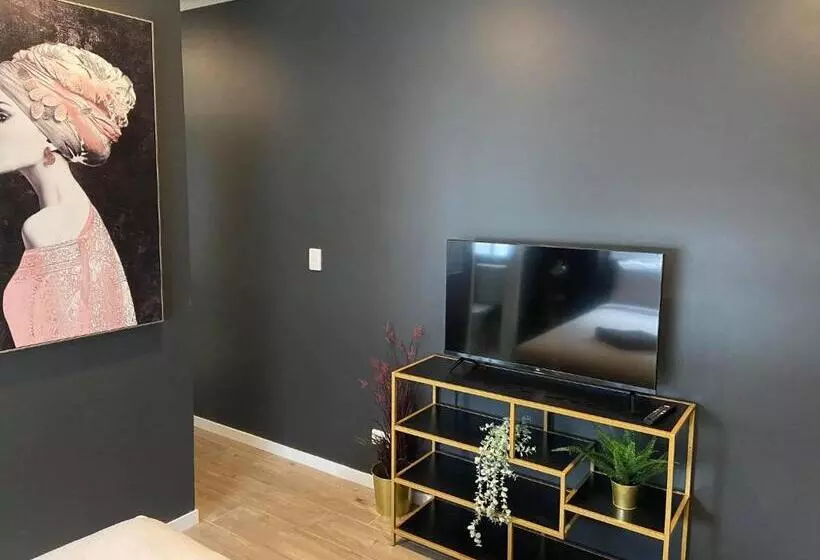 Retkeilymaja Brisbane Quarters