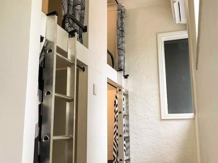 Retkeilymaja Brisbane Quarters