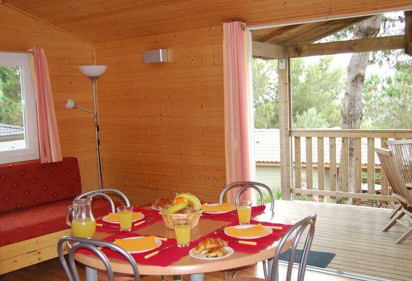 Cozy Cottage Near The Beach In Agde