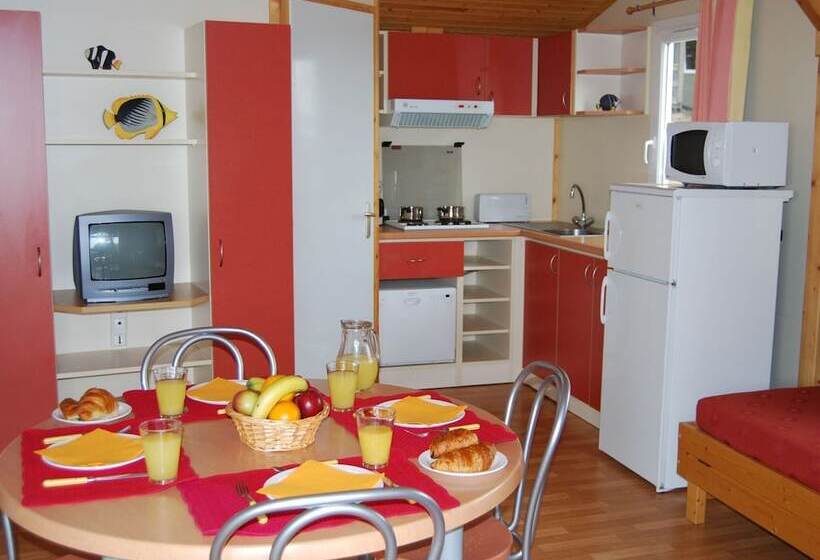 Cozy Cottage Near The Beach In Agde