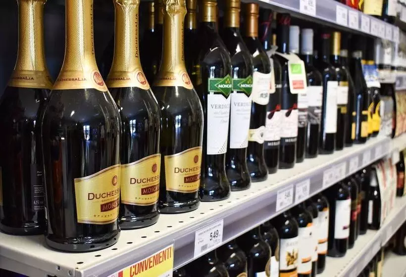 هتل Club Del Sole Adriano Family Camping Village