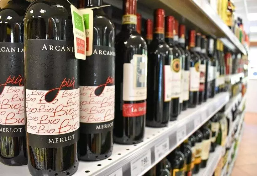 هتل Club Del Sole Adriano Family Camping Village