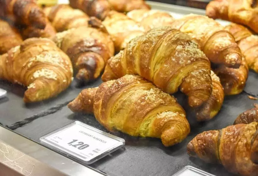 هتل Club Del Sole Adriano Family Camping Village