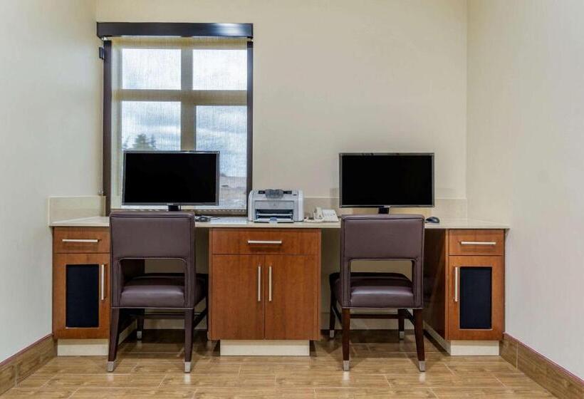 בית מלון כפרי Comfort Inn & Suites Lakewood By Jblm