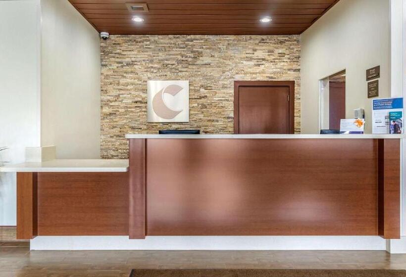 בית מלון כפרי Comfort Inn & Suites Lakewood By Jblm