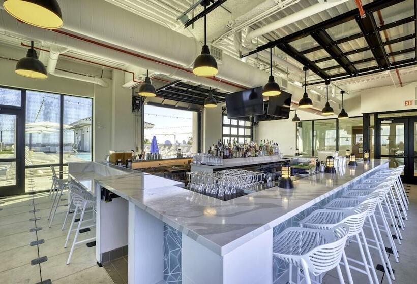 호텔 Effie Sandestin Resort, Autograph Collection